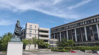 安徽大学校园内有哪些地标性建筑